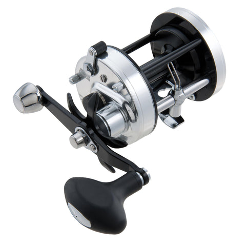 Ambassadeur 7000 C3 Baitcast Round Reel - 4.1:1 Gear Ratio 3 Bearings, Right Hand